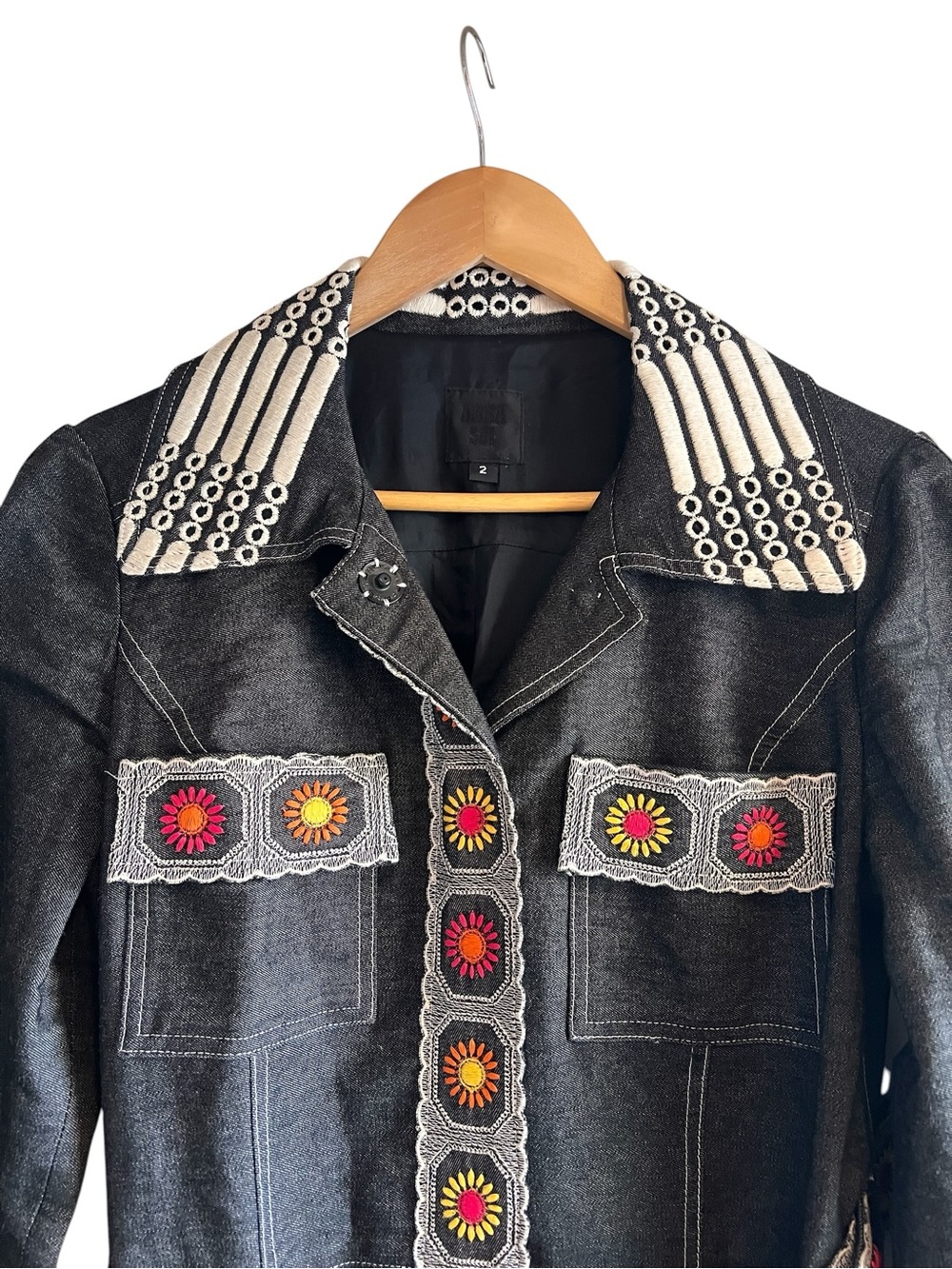 Anna Sui embroidered long line belted light denim jacket excellent condition - Picture 2 of 15